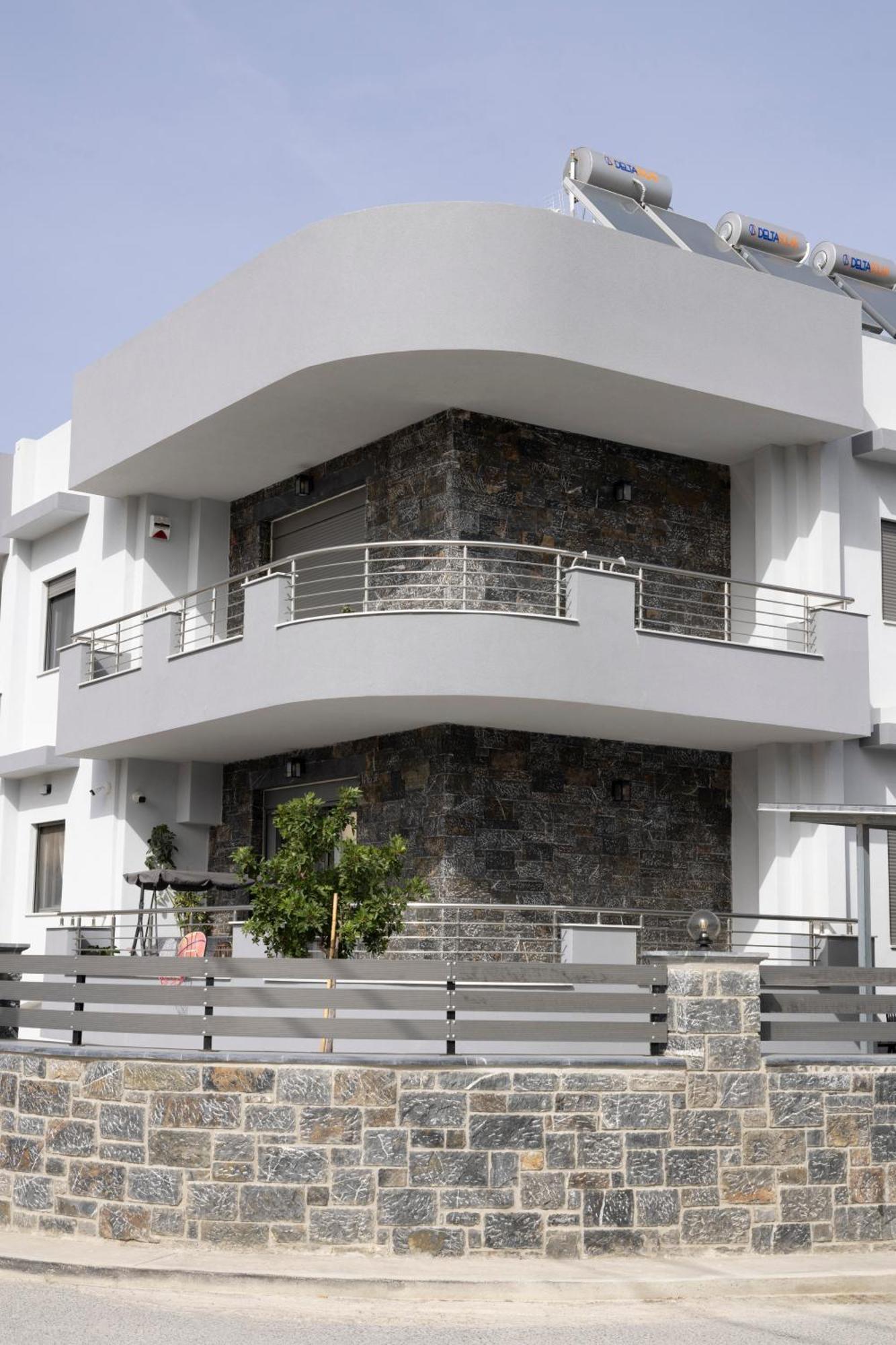 Ferienwohnung The Skyline Escape Iraklio Exterior foto